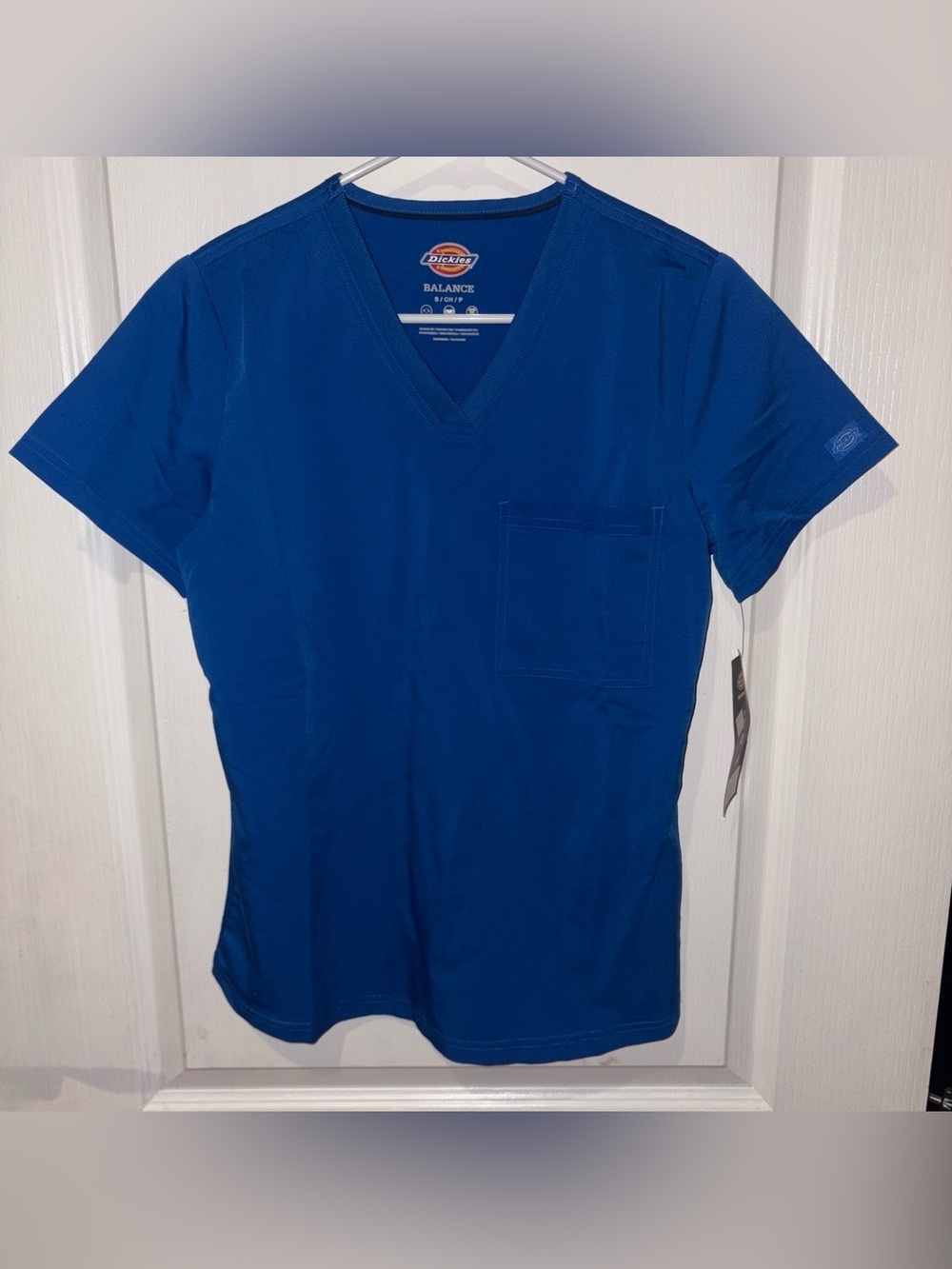 Dickies Balance Scrub Top in Royal Blue